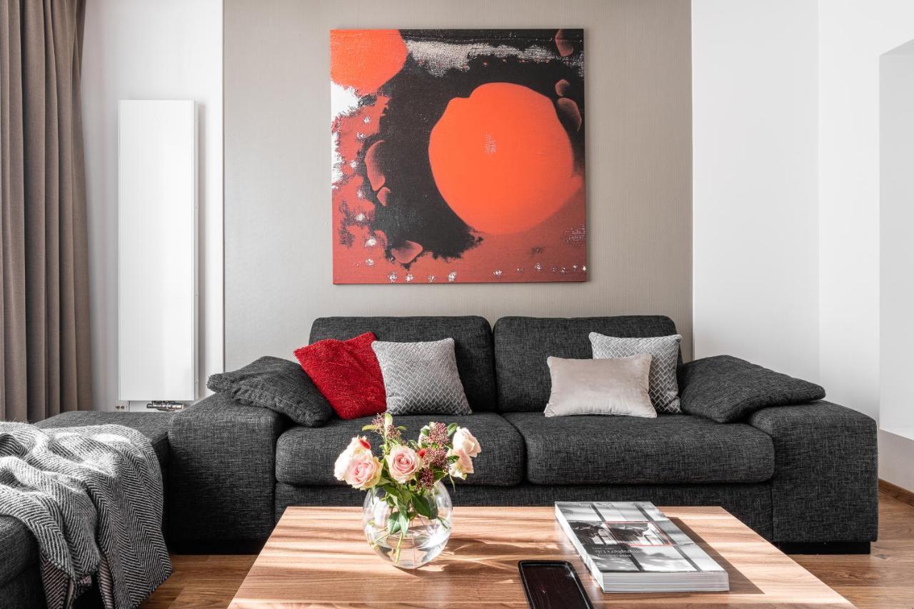 Lägenhet Apartament Szafarnia Waterline, Marina